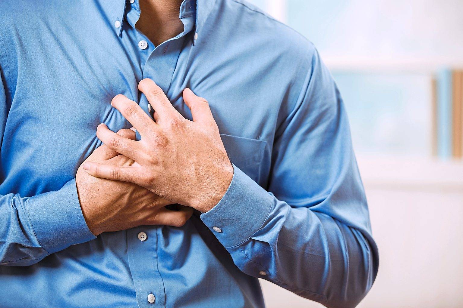 Read more about the article Is Cardiac Device Implantation Safe? What Should You Expect?